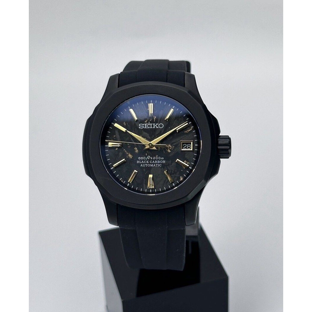 Custom Seiko Mod • Matte Black Carbon Nautilus w/ Gold Accent • 40mm